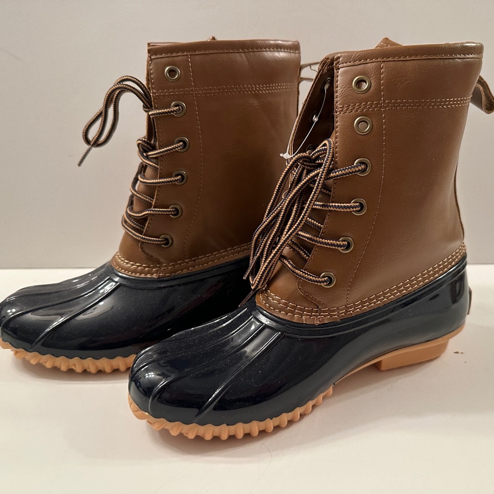 Sporto Duck Boot Brand New Women's 6.5